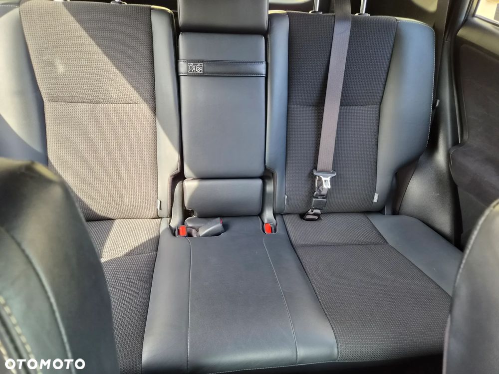 Toyota RAV4 Hybrid Premium 4x2 - 12