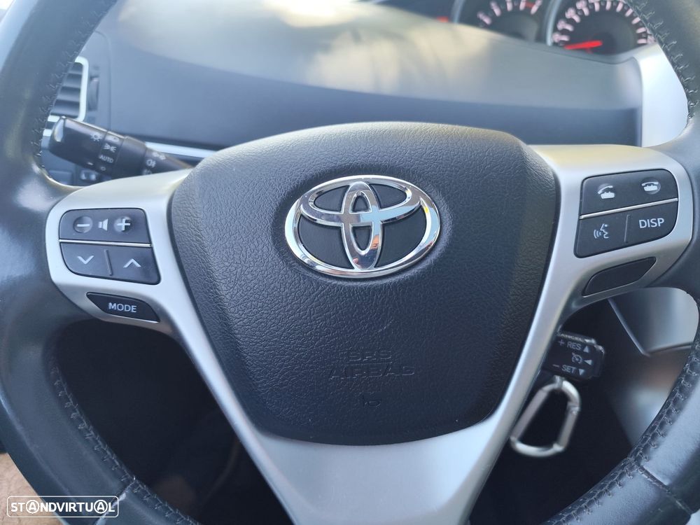 Toyota Verso 1.6 D-4D 7L S&S Skyview Edition - 11