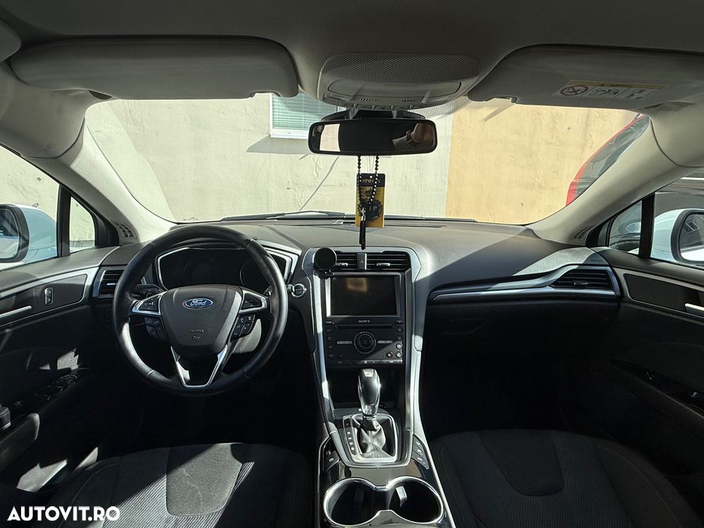 Ford Mondeo 2.0 TDCI Start-Stopp PowerShift-Aut Titanium - 10