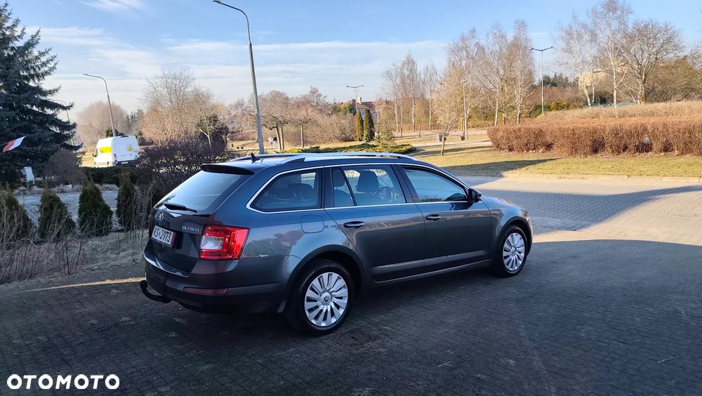 Skoda Octavia 2.0 TDI DSG Ambition - 25