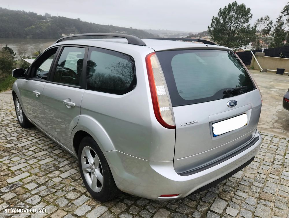 Ford Focus SW 1.6 TDCi Titanium - 4