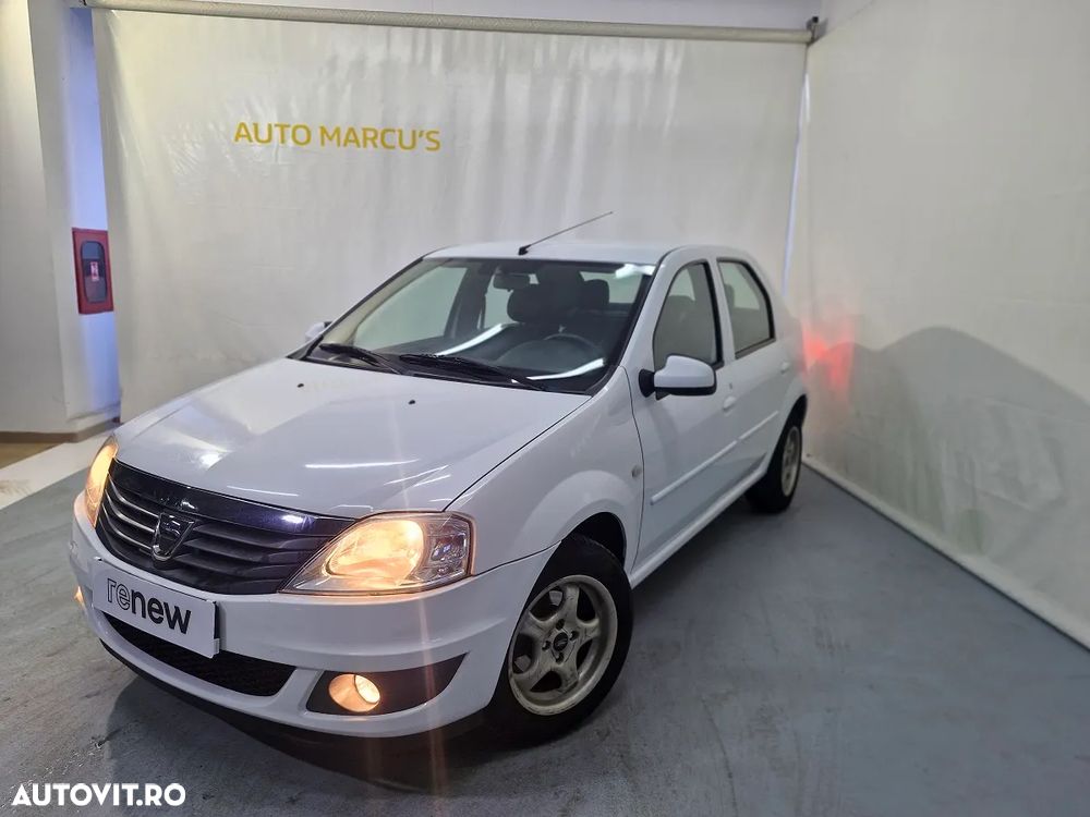 Dacia Logan 1.2 16V Laureate - 1