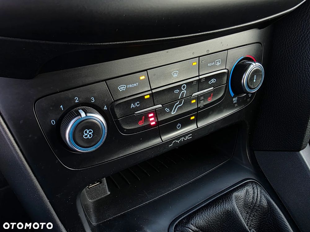 Ford Focus 1.6 SYNC Edition - 23