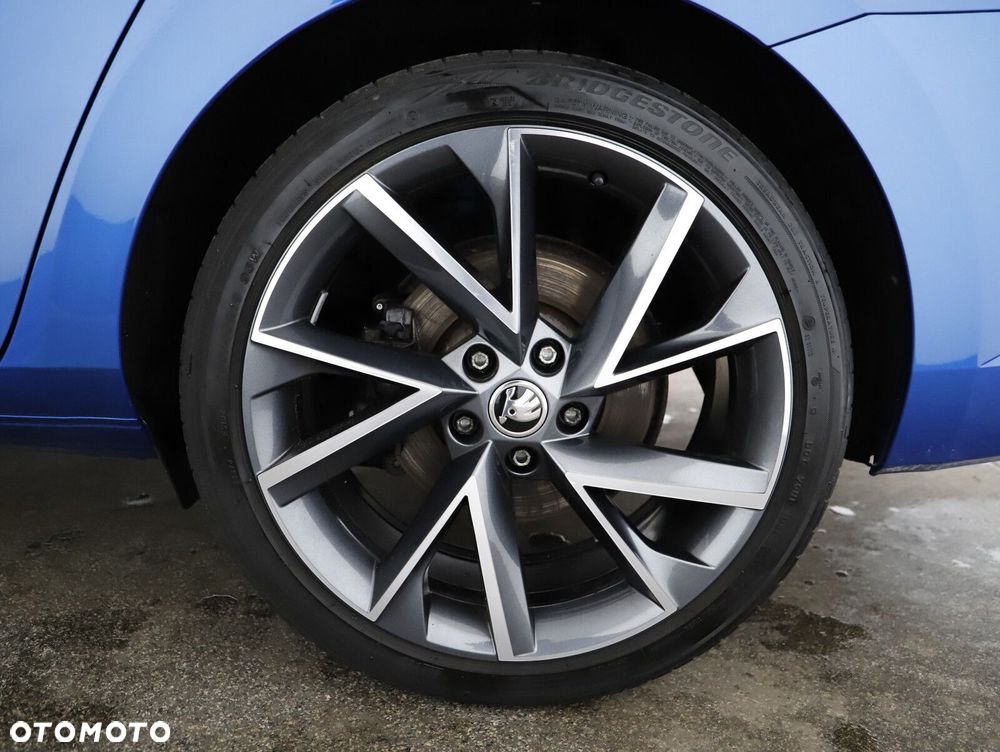 Skoda Superb 2.0 TDI SCR Sportline DSG - 30