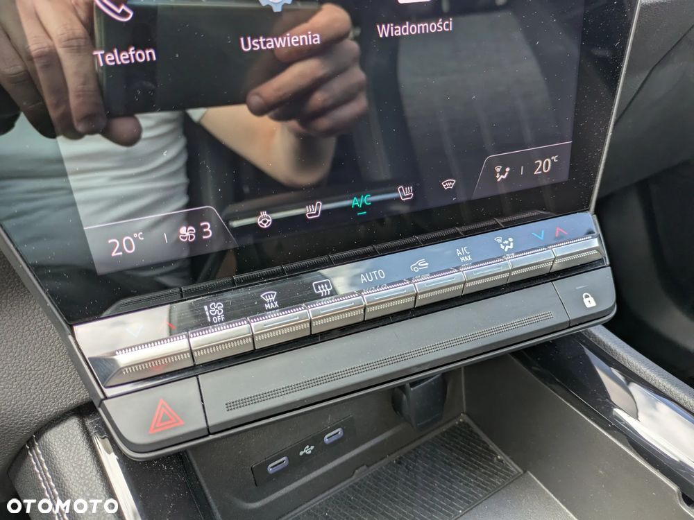 Renault Austral 1.3 TCe mHEV Techno - 19