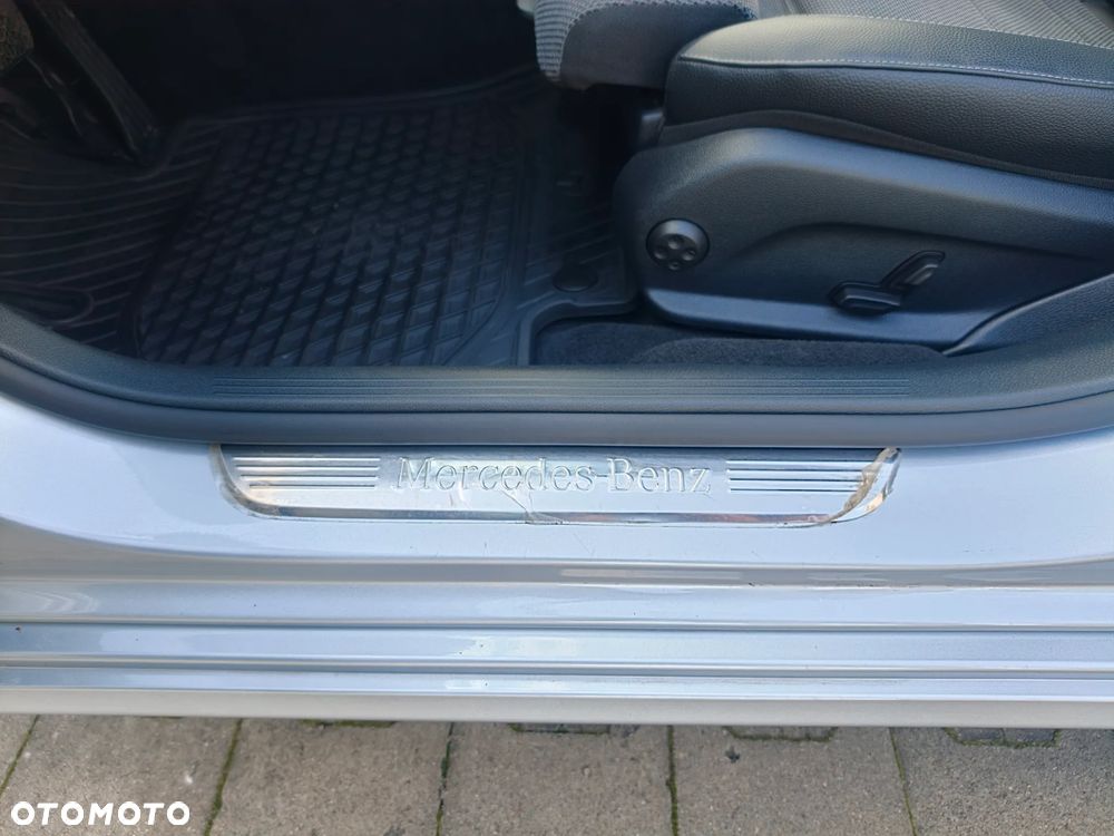 Mercedes-Benz Klasa E 220 d 9G-TRONIC Avantgarde - 17