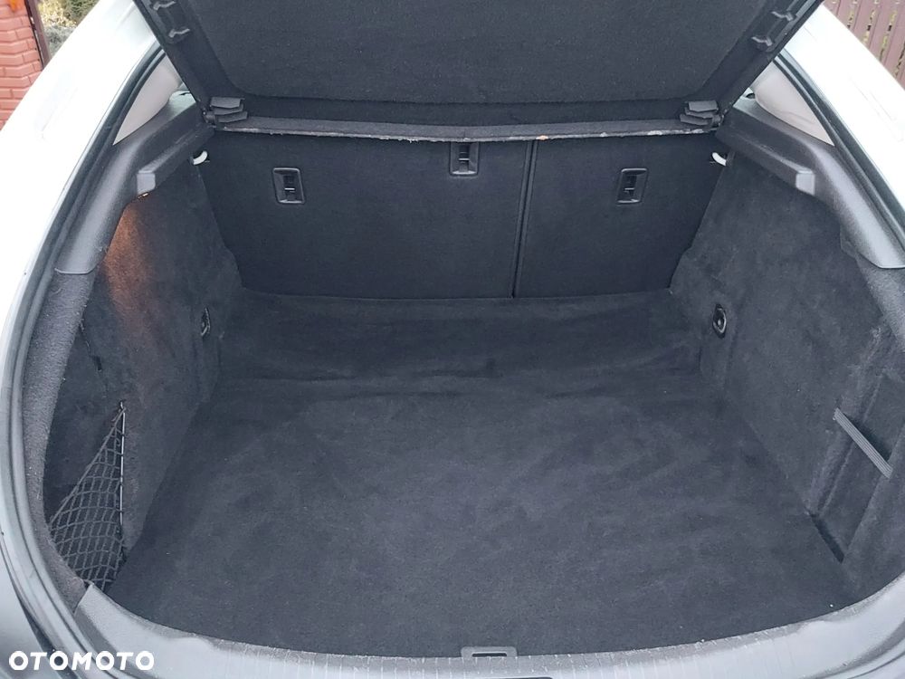 Opel Insignia - 21