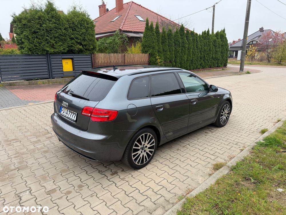 Audi A3 Sportback 2.0 TDI DPF S line Sportpaket - 13