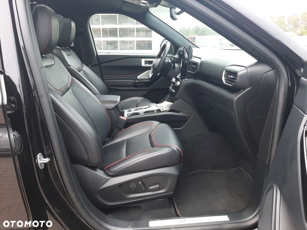 Ford Explorer 3.0 EcoBoost PHEV 4WD ST-Line - 25
