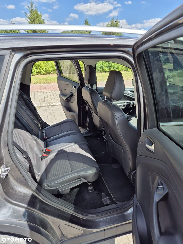 Ford Kuga 2.0 TDCi FWD Titanium - 10
