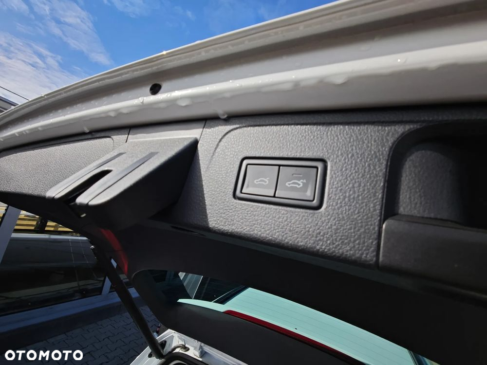 Volkswagen Passat 2.0 TSI Business DSG - 15