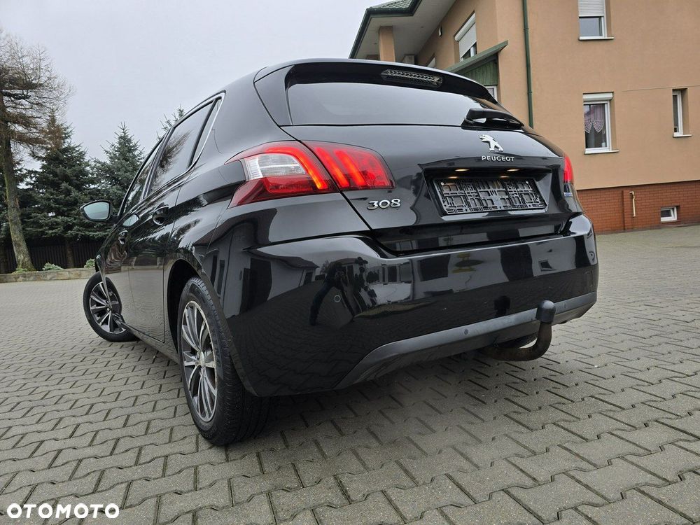 Peugeot 308 - 13