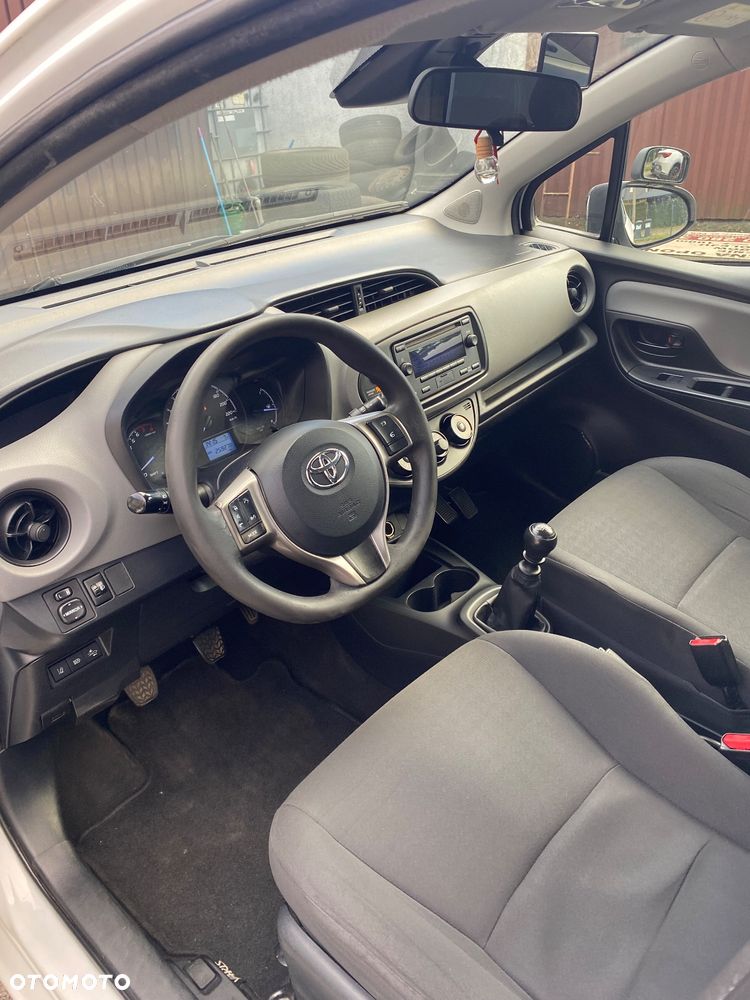 Toyota Yaris 1.5 Active - 6