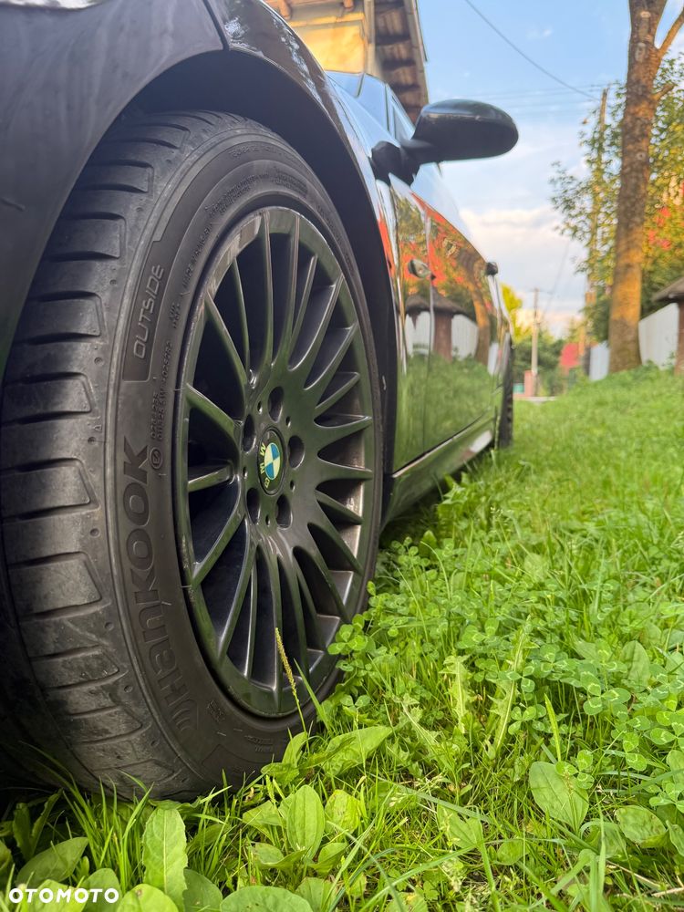 BMW Seria 3 330d xDrive - 11