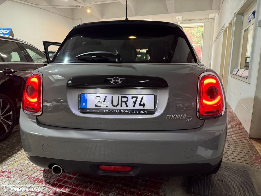 MINI 5 Portas Cooper D - 9