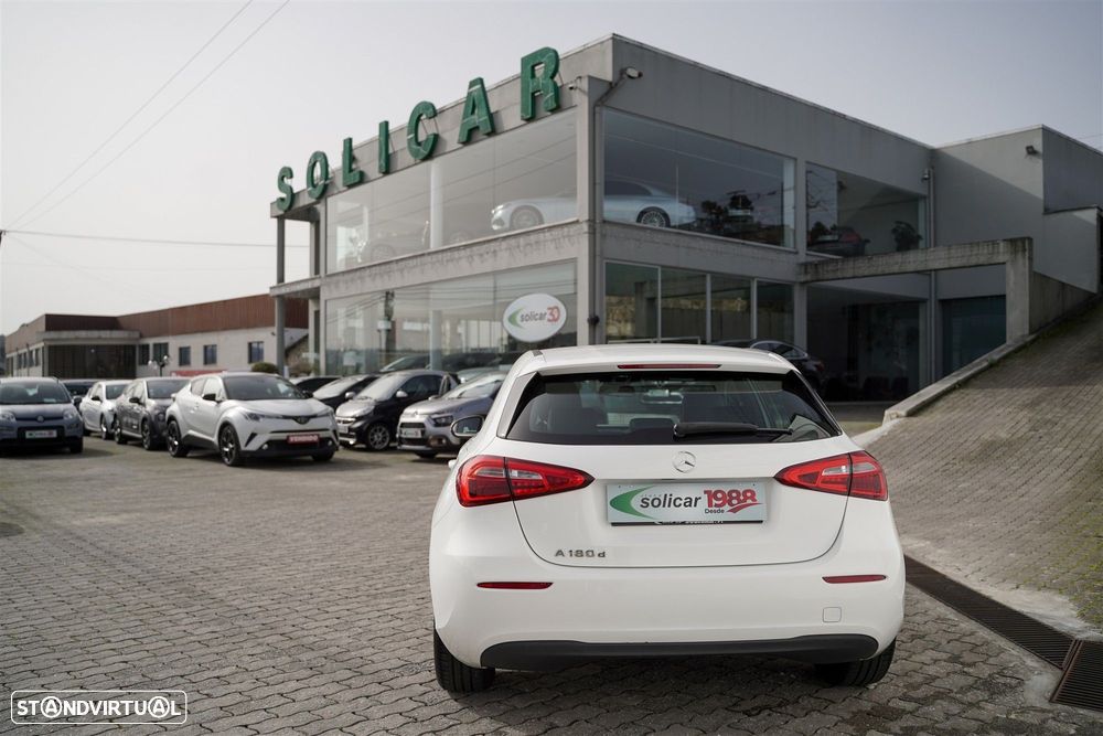 Mercedes-Benz A 180 d Progressive - 5