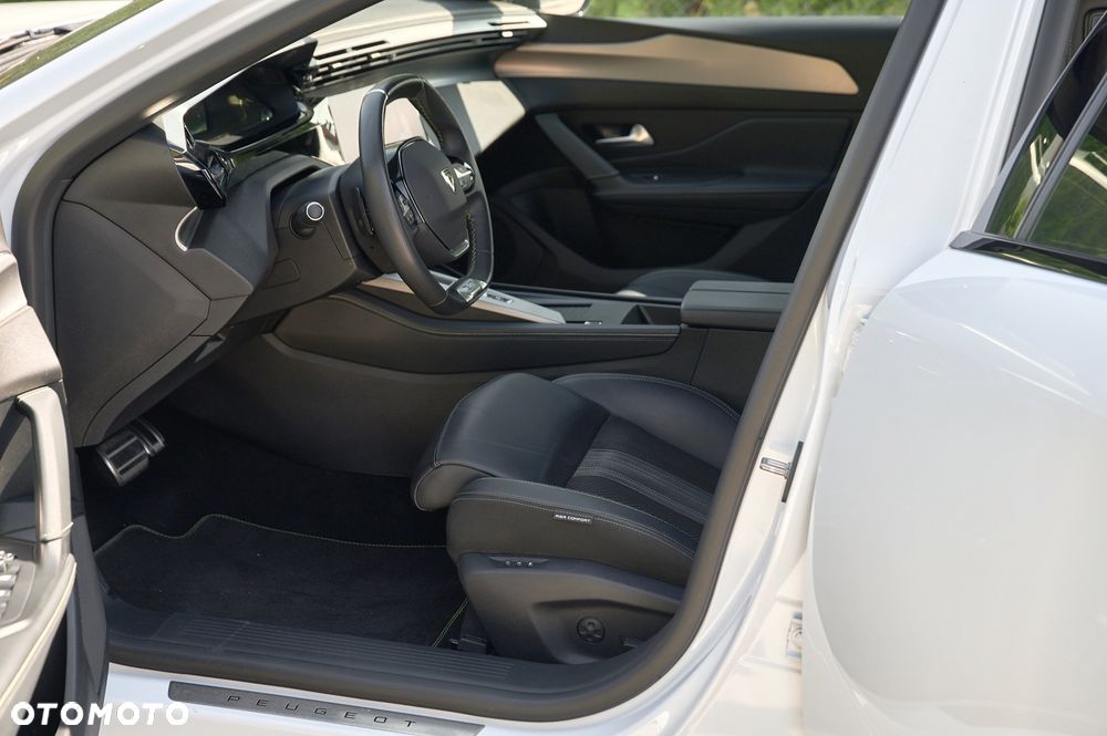 Peugeot 308 1.2 PureTech GT S&S EAT8 - 21