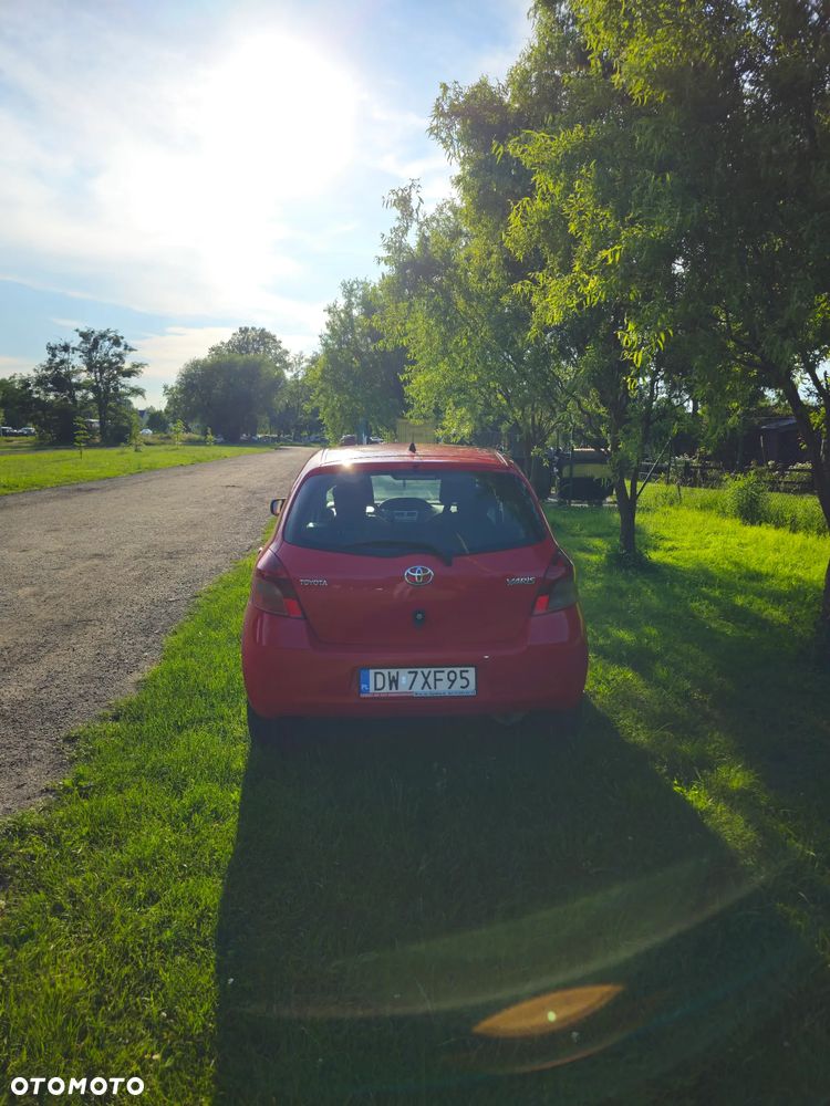 Toyota Yaris - 6