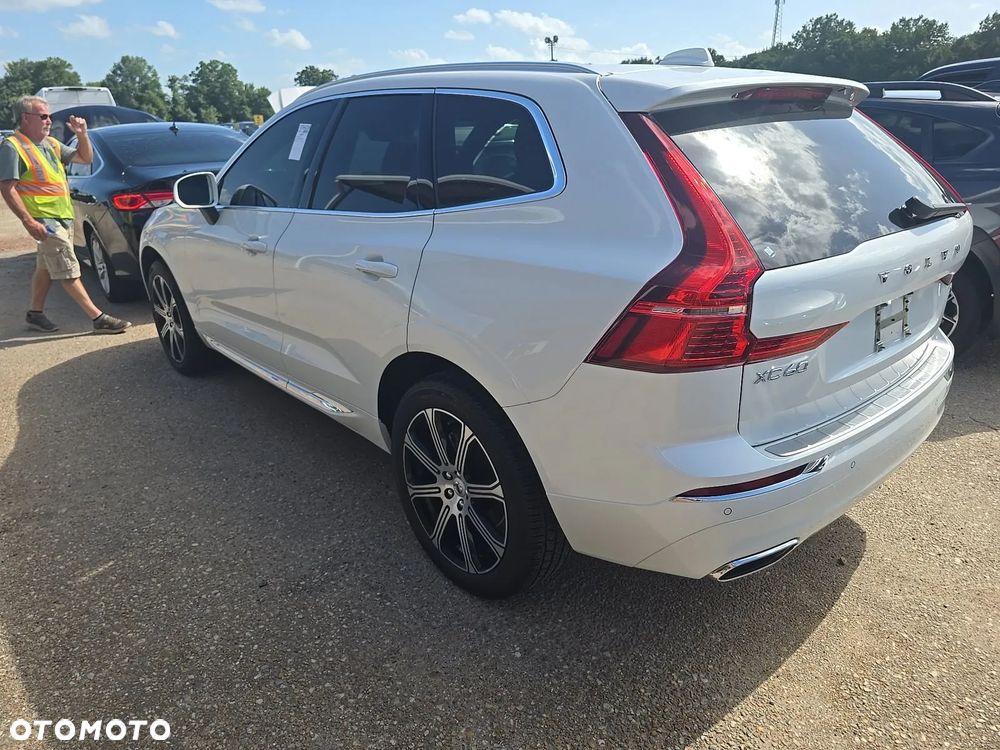 Volvo XC 60 T5 AWD Inscription - 4
