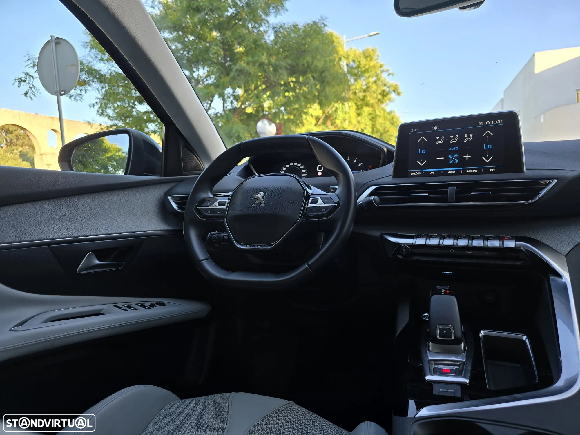 Peugeot 3008 1.2 PureTech Allure EAT8 - 13