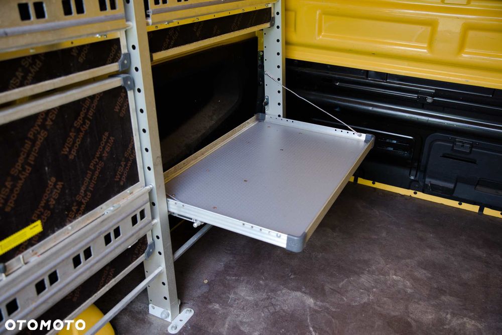 Renault Trafic L1H2 wysoki dach - 11