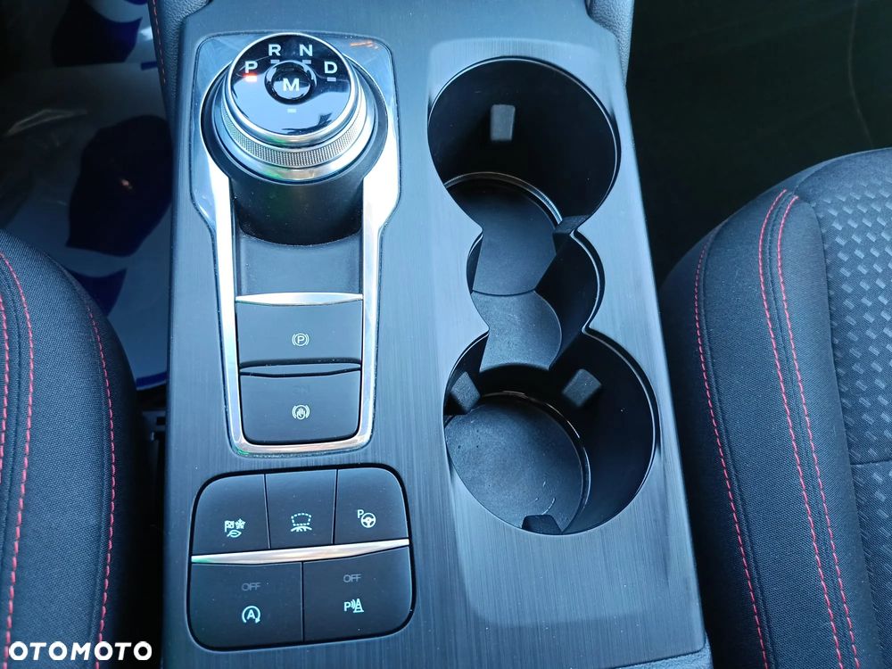 Ford Kuga - 15