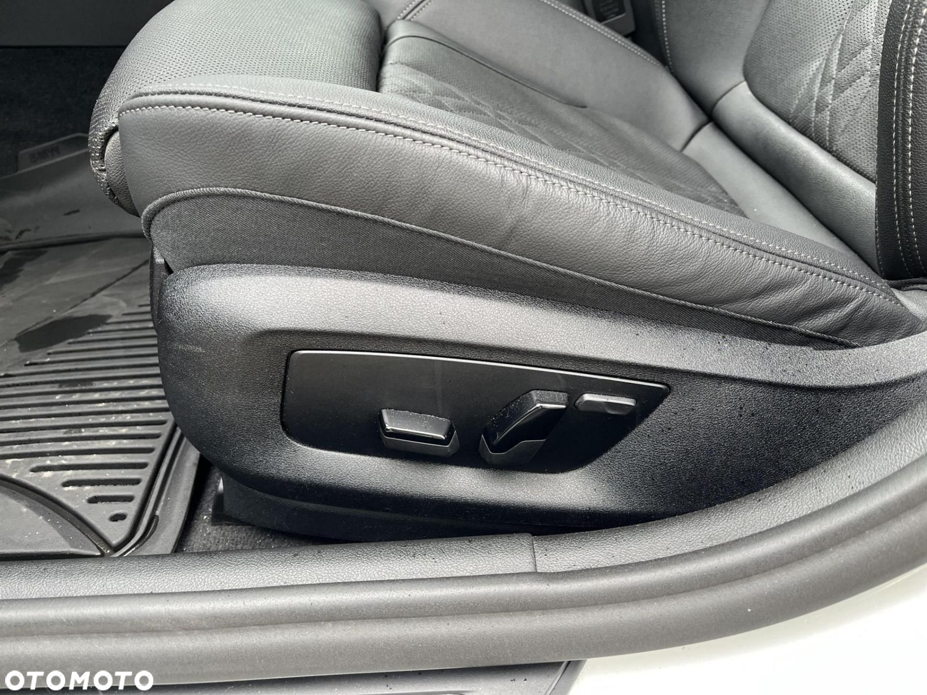 BMW Seria 5 - 25