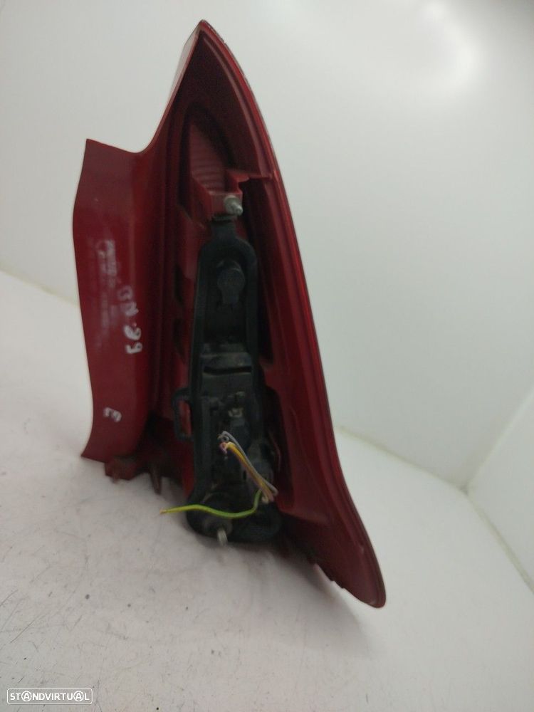 Farolim Stop Esq Citroën C4 Coupé (La_) - 1