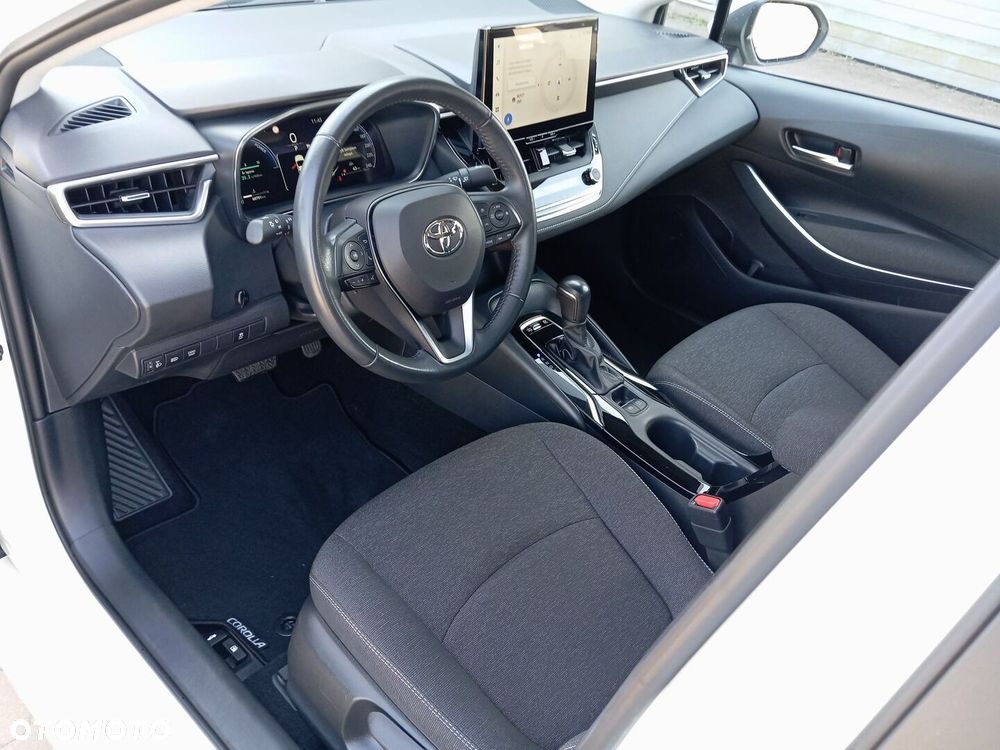 Toyota Corolla 1.8 Hybrid Comfort - 8