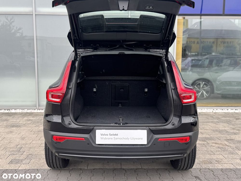 Volvo XC 40 - 31