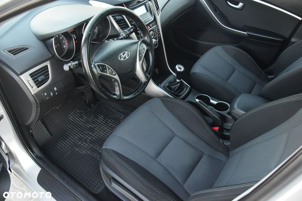Hyundai i30 1.4 BlueDrive Comfort - 19