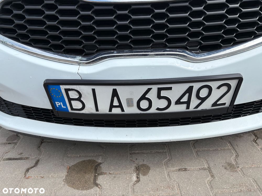 Kia Ceed - 12