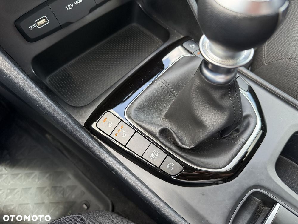 Hyundai Tucson 1.6 T-GDi Smart 2WD - 23
