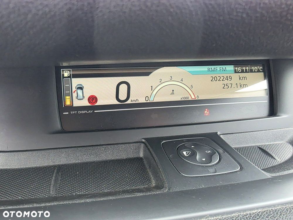 Renault Scenic dCi 110 LIMITED - 10