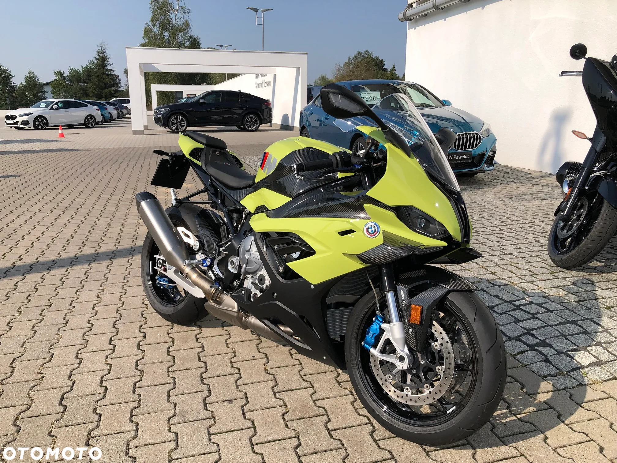 BMW S - 2