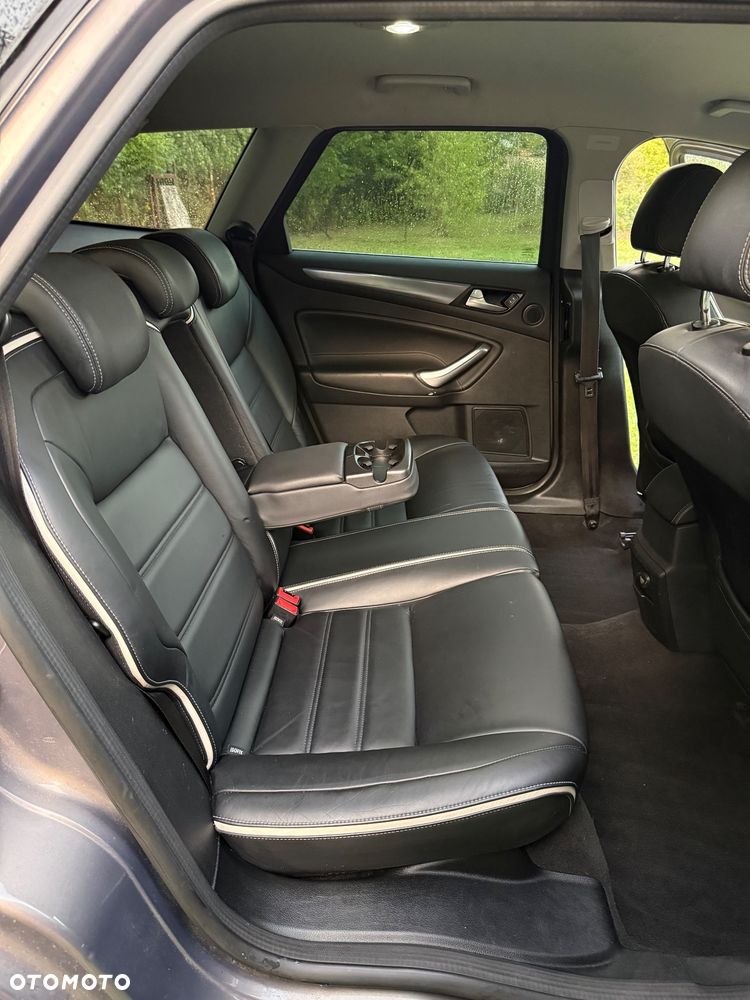 Ford Mondeo - 11