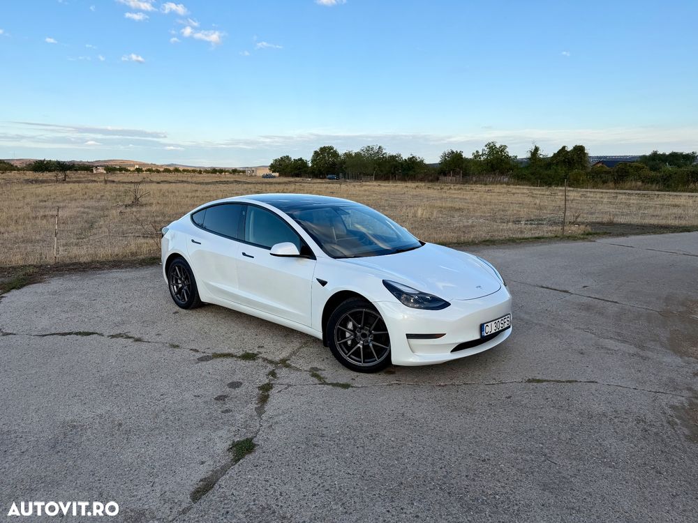 Tesla Model 3 Standard - 1