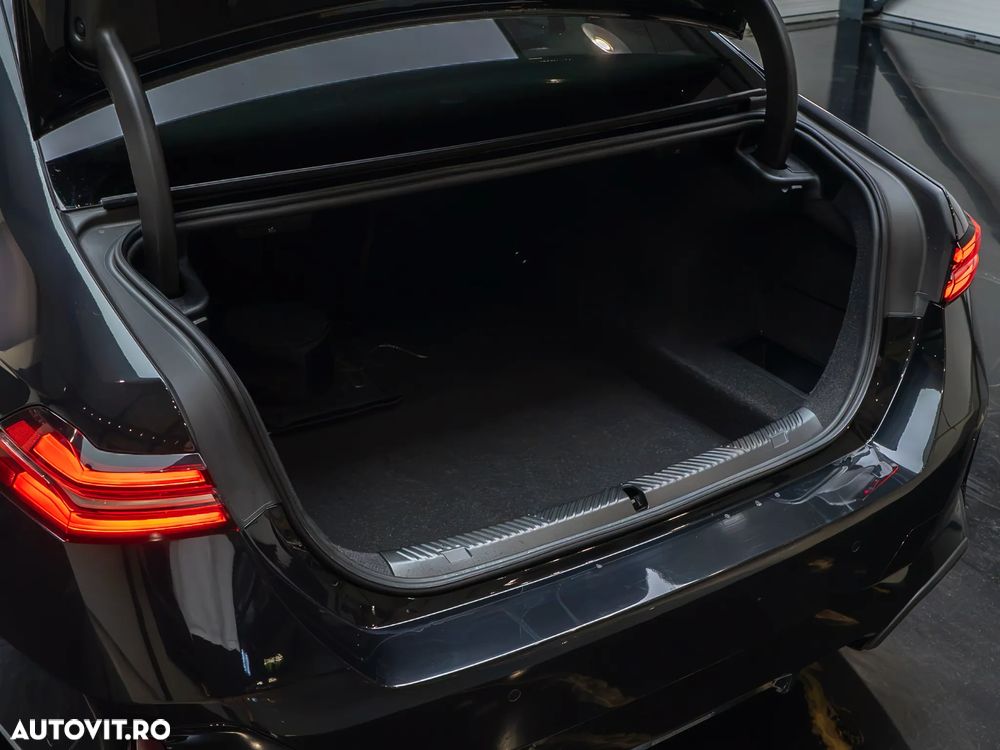 BMW Seria 5 520i Aut. - 22