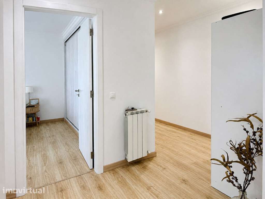 Apartamento T1 com garagem em zona dos Olivias, Coimbra - Grande imagem: 3/22