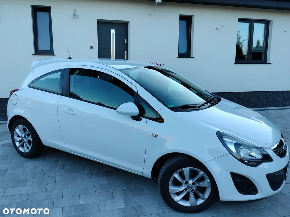 Opel Corsa - 25