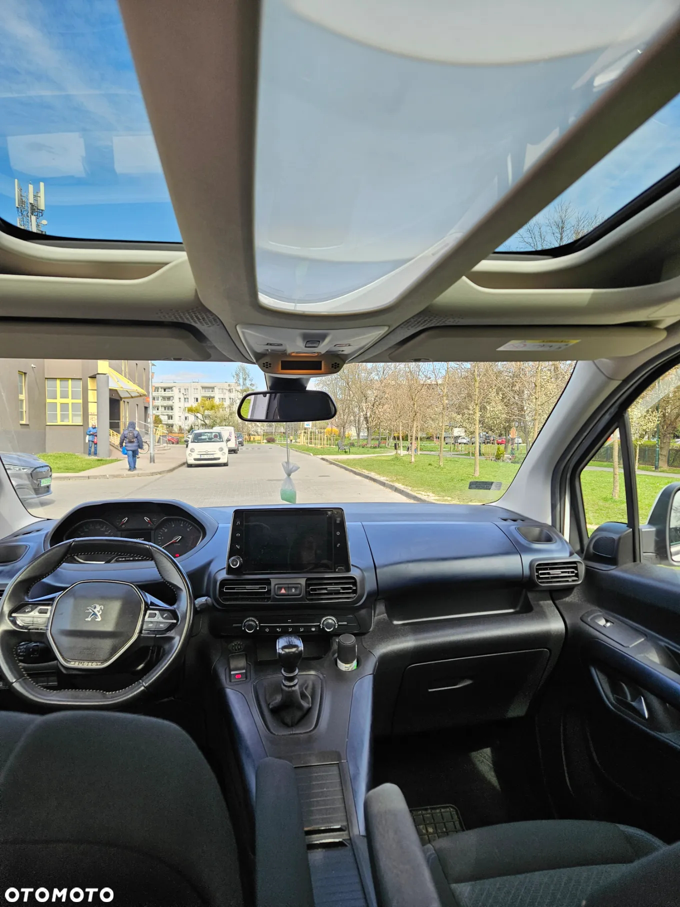 Peugeot Rifter 1.2 PureTech Allure S&S - 16