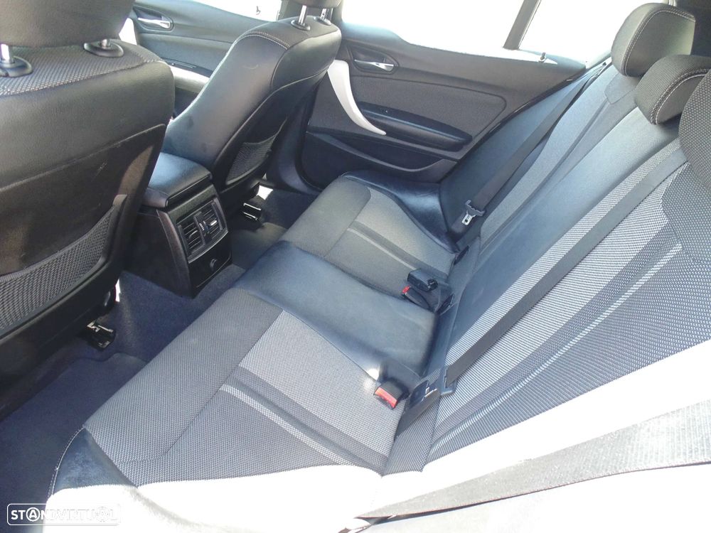 BMW 116 d Line Urban Auto - 19