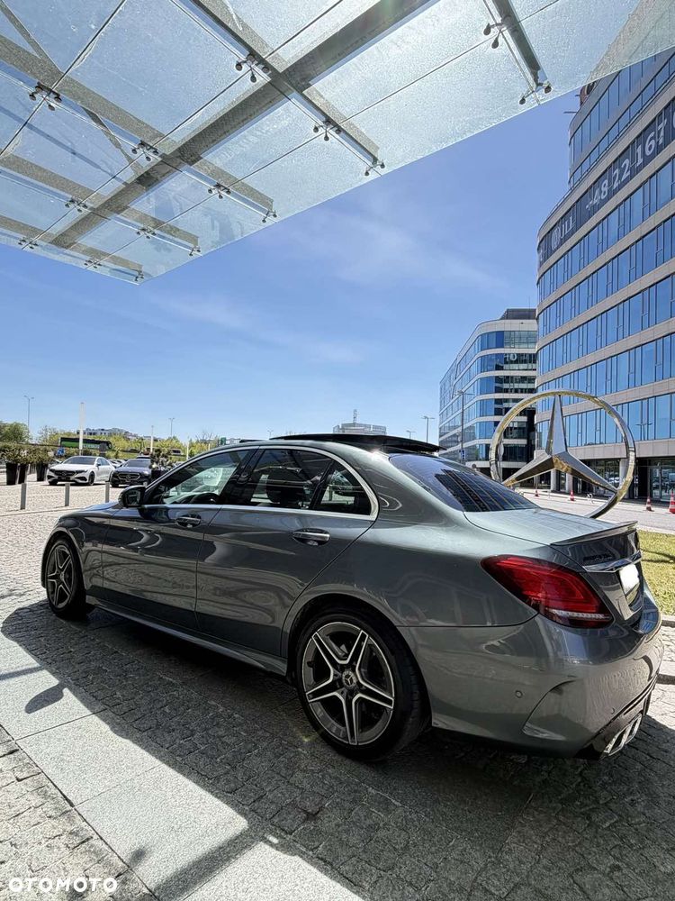 Mercedes-Benz Klasa C 300 d 4MATIC 9G-TRONIC - 24