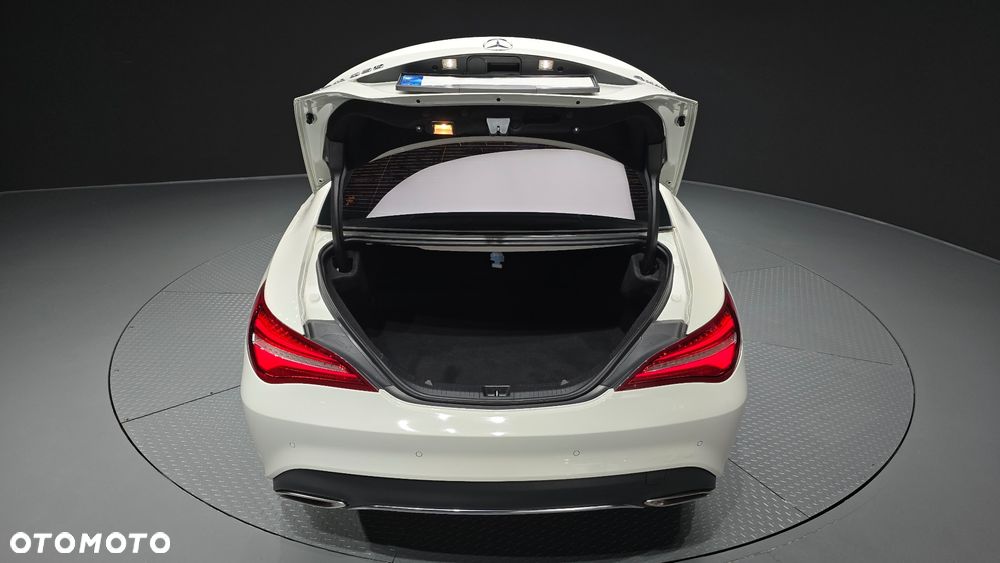 Mercedes-Benz CLA - 6
