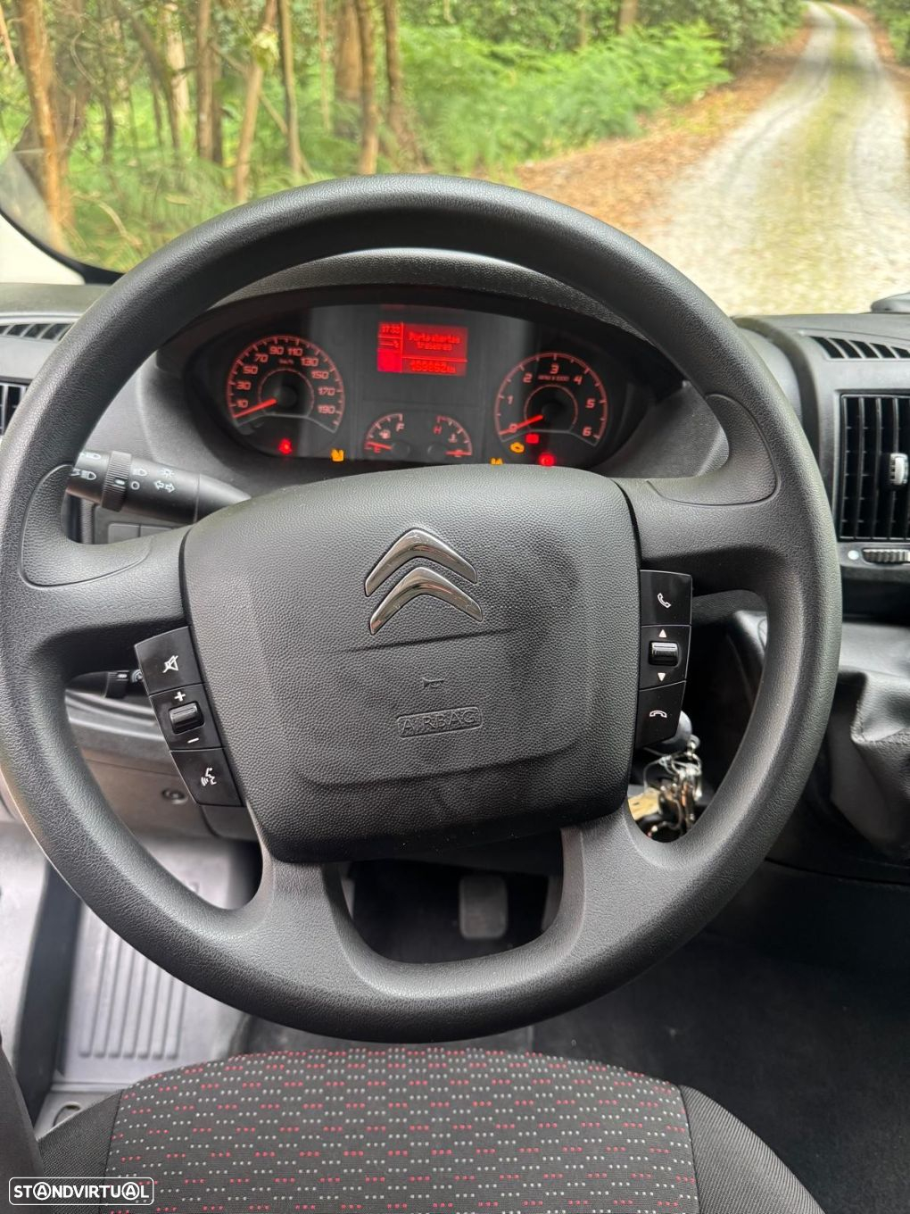 Citroën Jumper 2.2 BlueHDi 33 L2H2 Club - 15