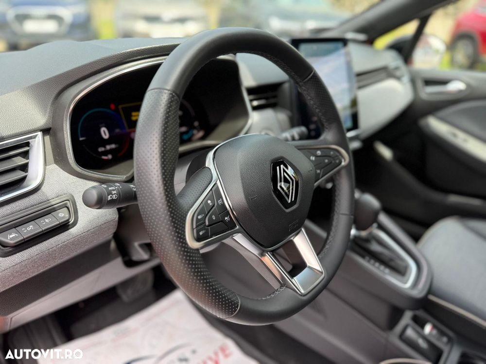 Renault Clio V E-Tech 145 Techno - 6