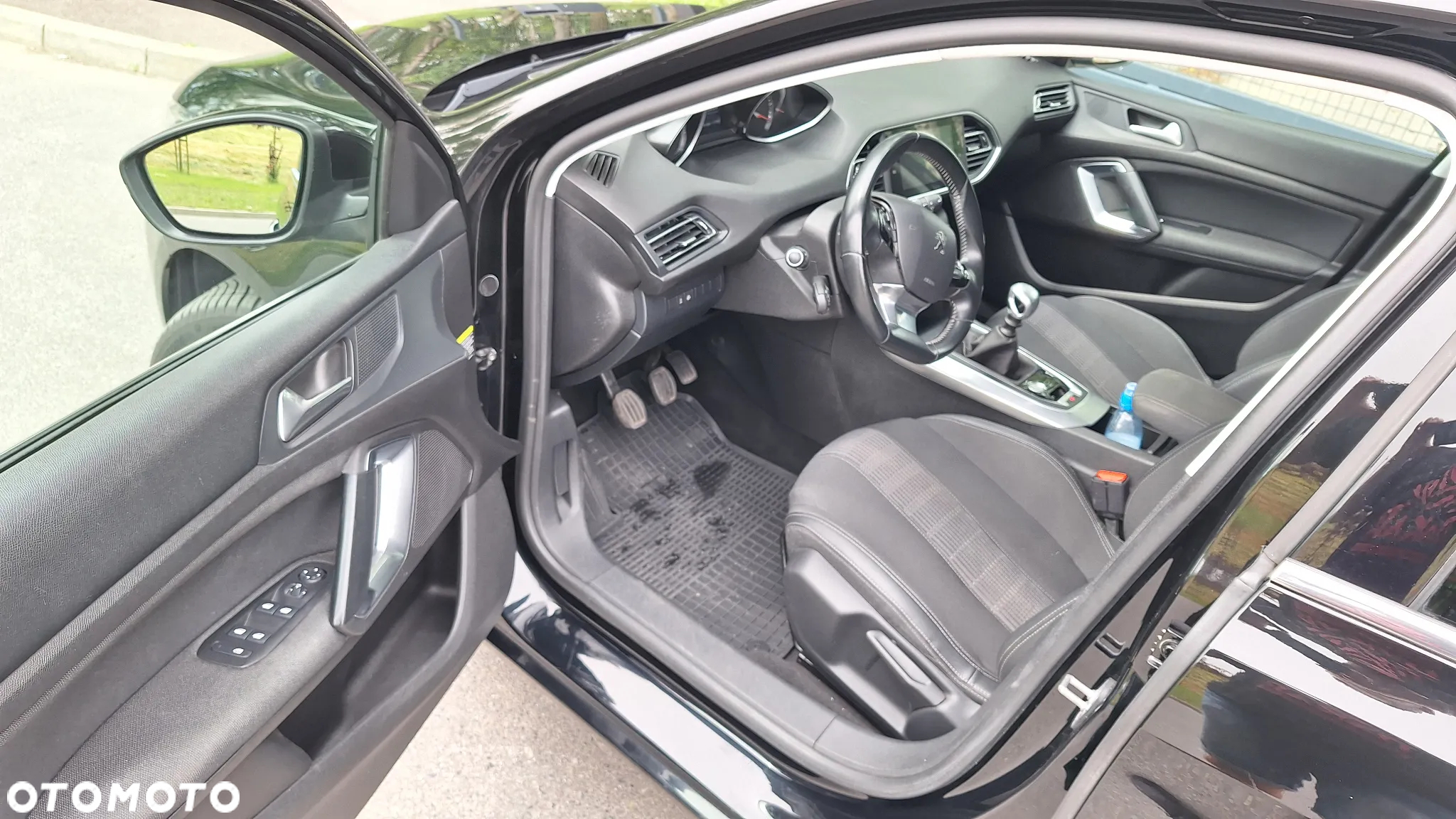 Peugeot 308 - 13