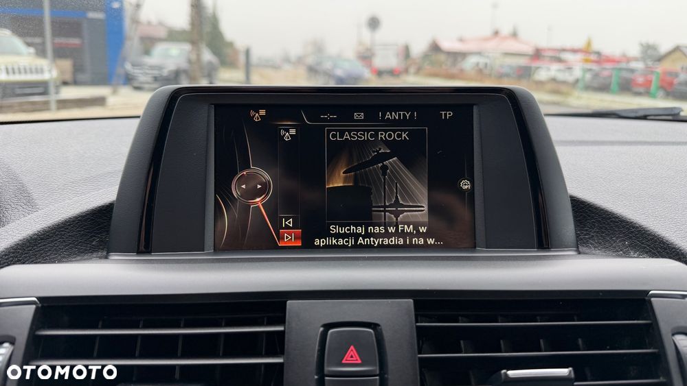 BMW Seria 1 116i Sport Line - 14