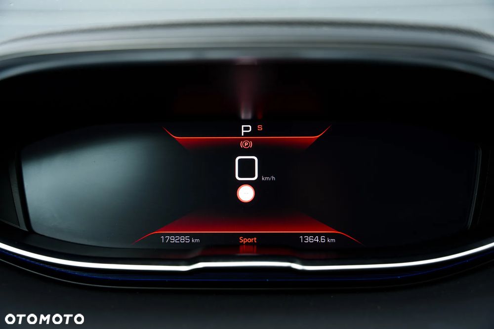 Peugeot 5008 - 24