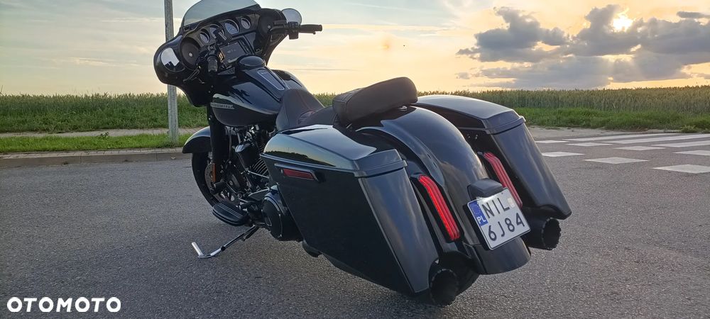 Harley-Davidson Touring Street Glide - 5